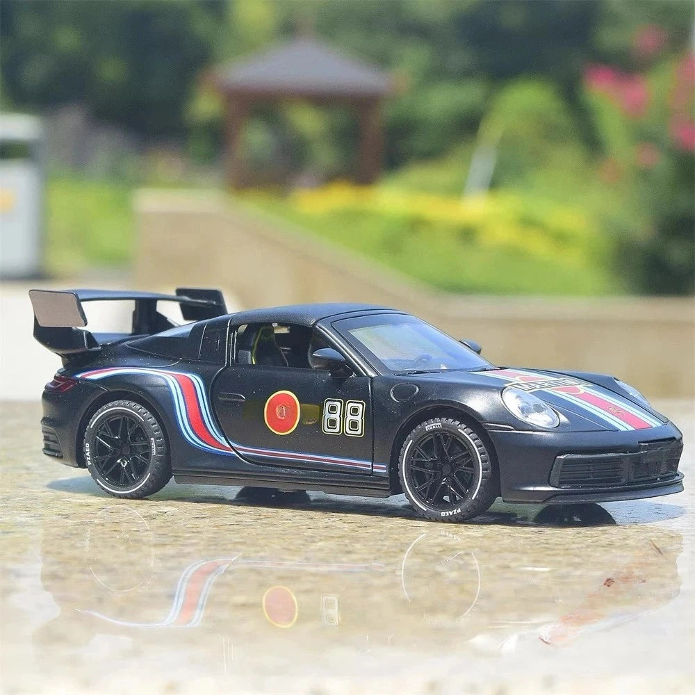 [TOY] 1:32 Porsche 2020 911 922 Targa 4S Coupe Martini Model Car Die-Cast