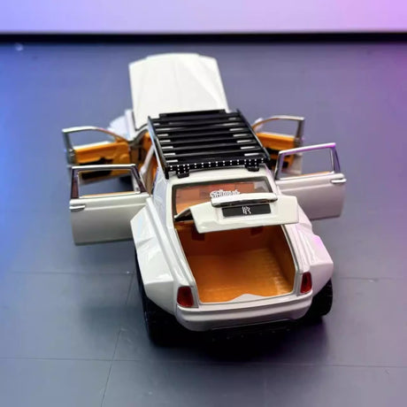 Rolls-Royce 2017 Phantom VIII 6x6 Will Bring Luxury White 1:32 – Diecast Display Model Die-Cast