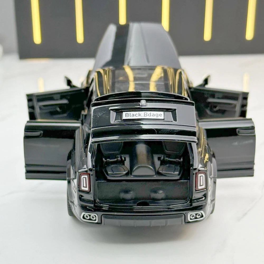 [TOY] 1:32 Rolls-Royce 2018 Cullinan noir voiture miniature Die-Cast
