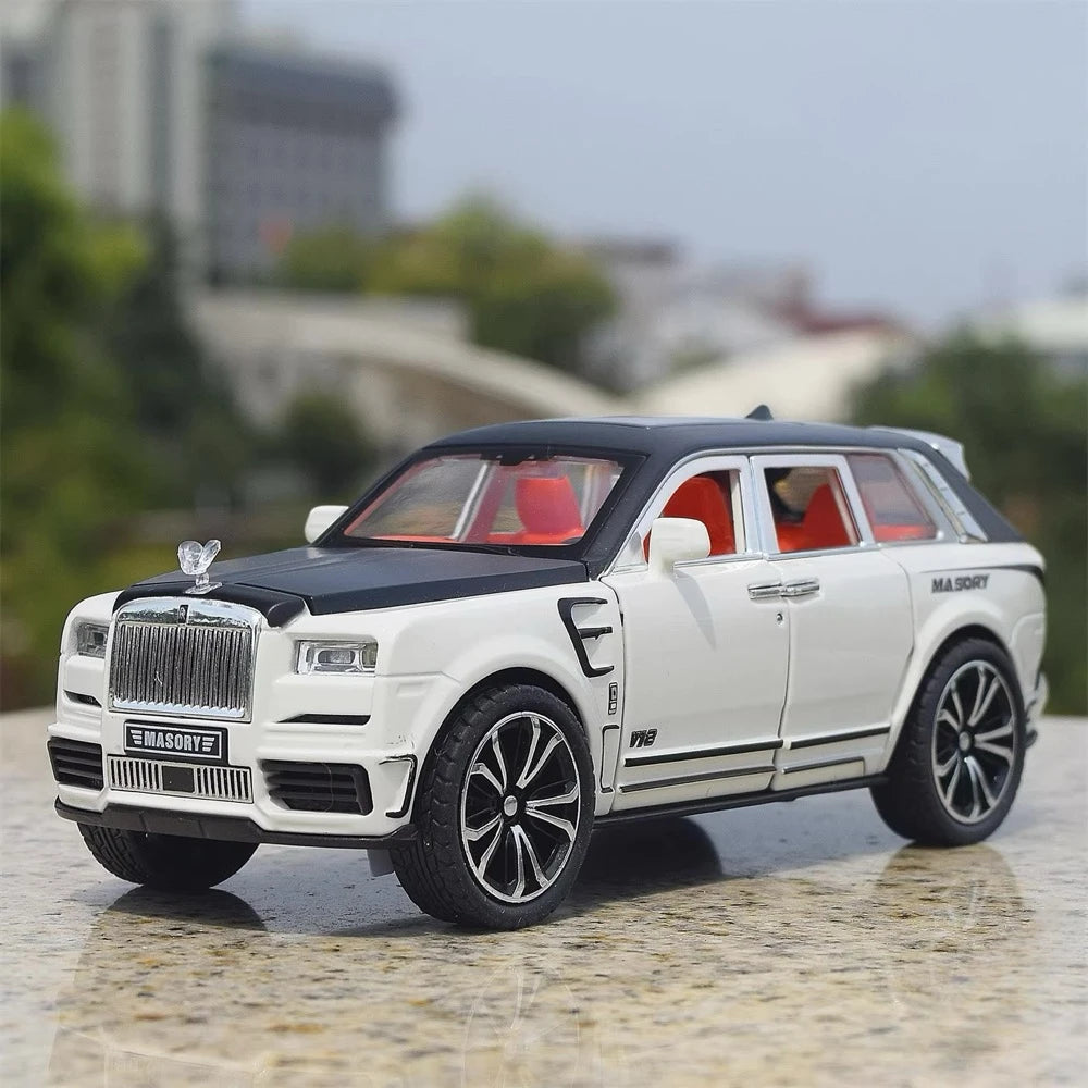 [TOY] 1:32 Rolls-Royce 2020 Cullinan Mansory White Model Car Die-Cast