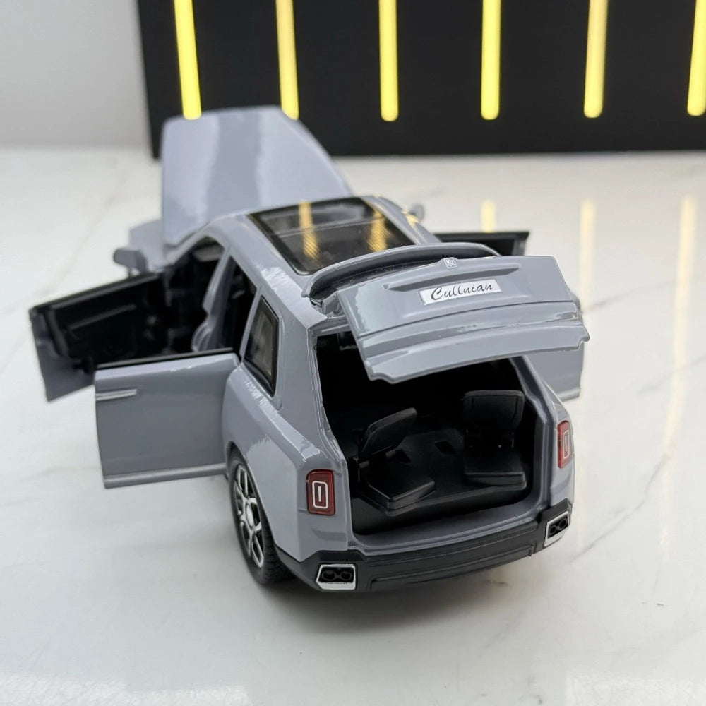 [TOY] 1:32 Rolls-Royce 2023 Cullinan Series II gris voiture miniature Die-Cast