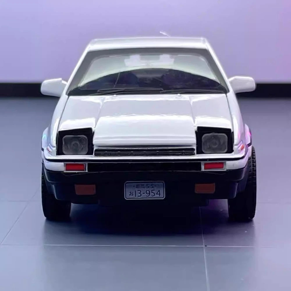 [TOY] 1:32 Toyota 1983 Corolla AE86 Initial D voiture miniature Die-Cast