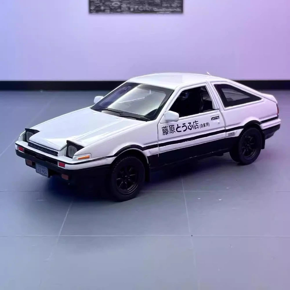 [TOY] 1:32 Toyota 1983 Corolla AE86 Initial D modellbil Die-Cast