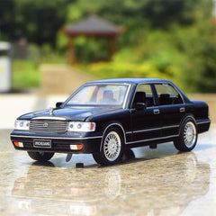 [TOY] 1:32 Toyota 1987 Crown S130 Black Model Car Die-Cast