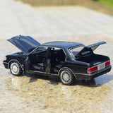 [TOY] 1:32 Toyota 1987 Crown S130 Black Model Car Die-Cast