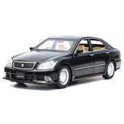 Toyota 2003 Crown S180 الأسود 1:32 – مجسم سيارة معدني للعرض