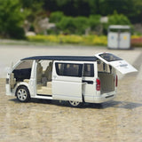 [TOY] 1:32 Toyota 2004 HiAce H200 White Model Car Die-Cast