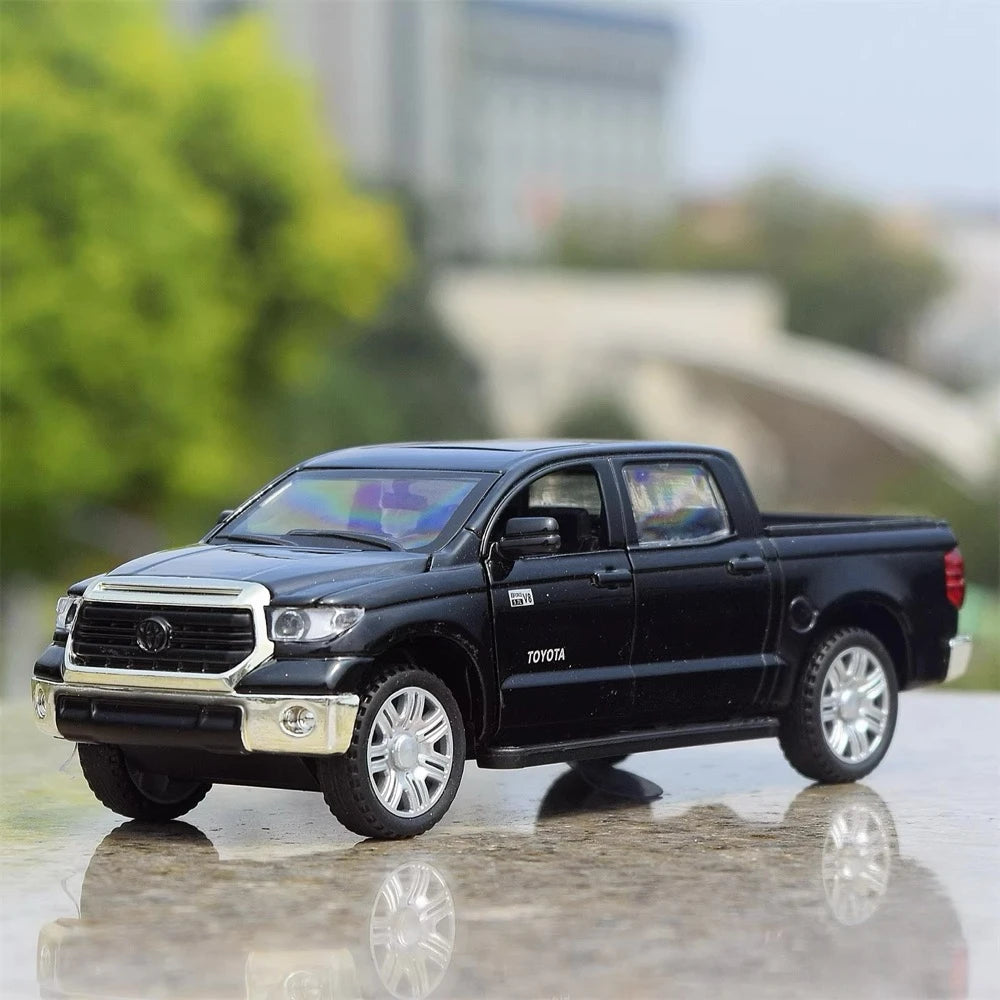 [TOY] 1:32 Toyota 2007 Tundra XK50 Black Model Car Die-Cast