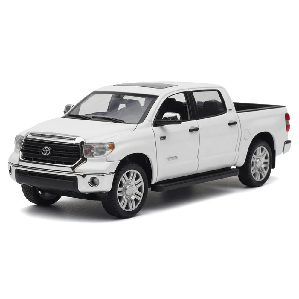 [TOY] 1:32 Toyota 2007 Tundra XK50 ホワイト モデルカー Die-Cast