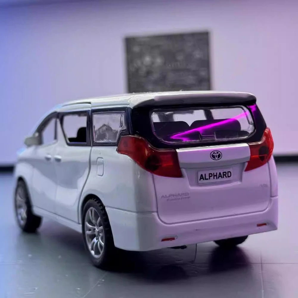 [TOY] 1:32 Toyota 2015 Alphard H30 White Model Car Die-Cast