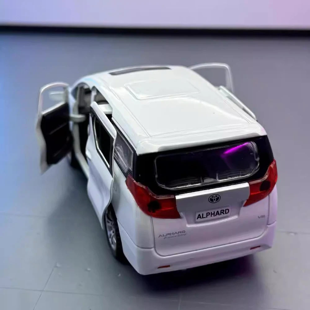 [TOY] 1:32 Toyota 2015 Alphard H30 White Model Car Die-Cast
