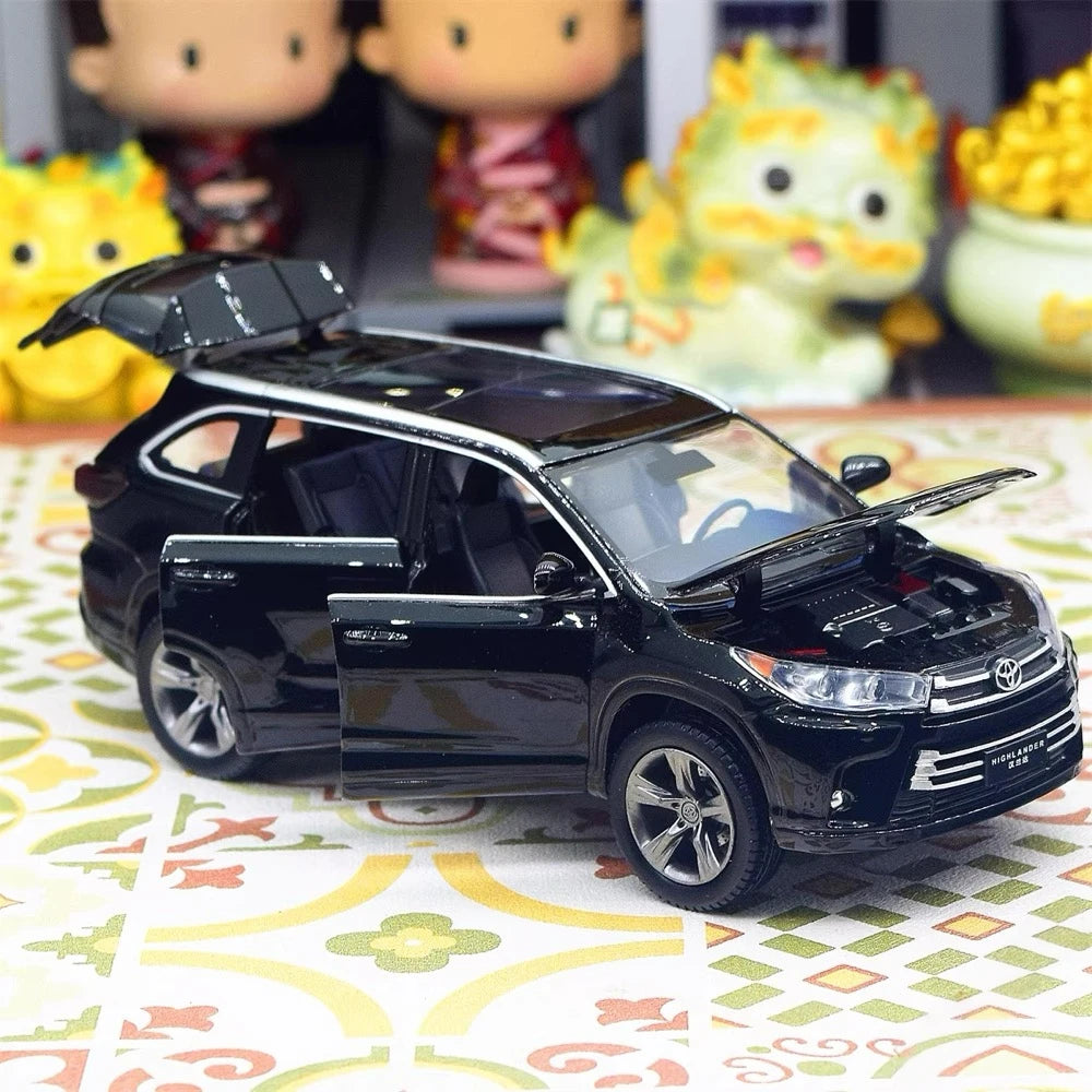 [TOY] 1:32 Toyota 2016 Highlander XU50 musta pienoismalli Die-Cast