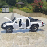 [TOY] 1:32 Toyota 2016 Tacoma TRD Off-Road bianco modellino di auto Die-Cast