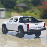 [TOY] 1:32 Toyota 2016 Tacoma TRD Off-Road bianco modellino di auto Die-Cast