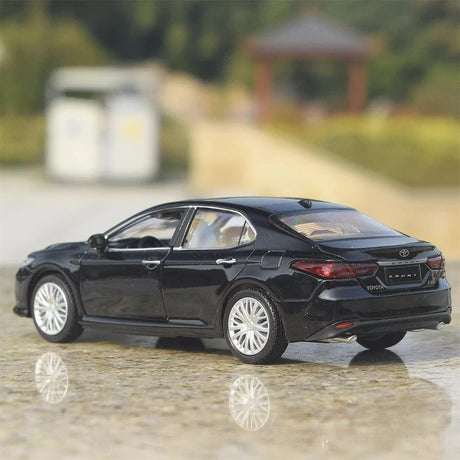 [TOY] 1:32 Toyota 2017 Camry XV70 Black Model Car Die-Cast
