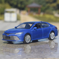 [TOY] 1:32 Toyota 2017 Camry XV70 Blue Model Car Die-Cast