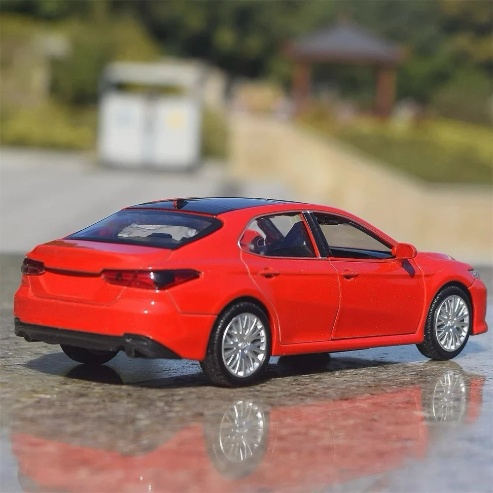 [TOY] 1:32 Toyota 2017 Camry XV70 Red Model Car Die-Cast
