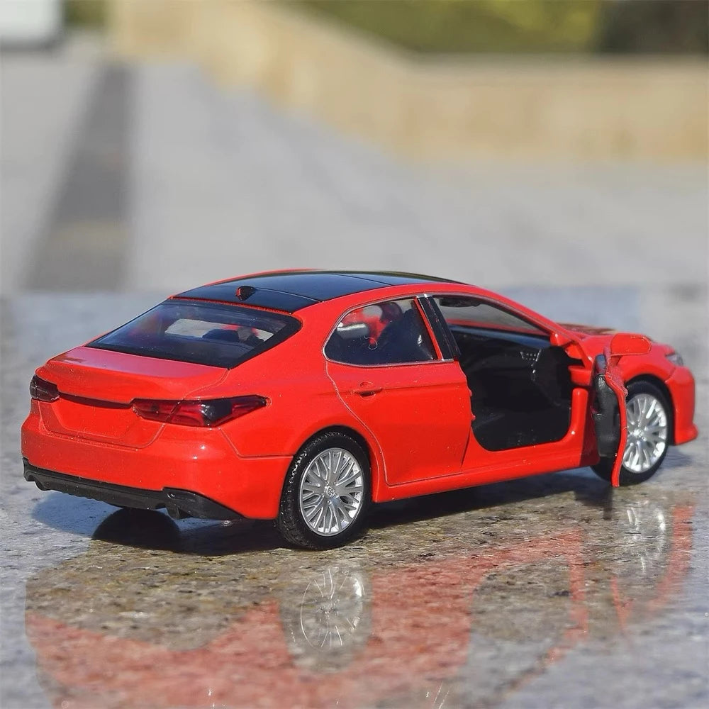 [TOY] 1:32 Toyota 2017 Camry XV70 Red Model Car Die-Cast