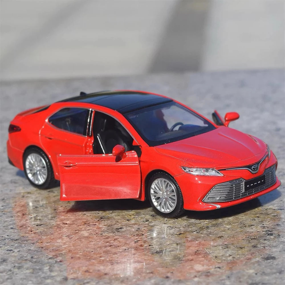 [TOY] 1:32 Toyota 2017 Camry XV70 rosso modellino di auto Die-Cast