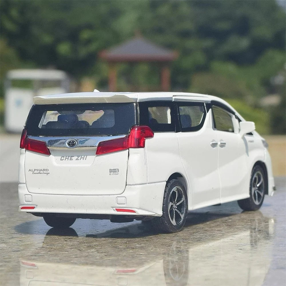[TOY] 1:32 Toyota 2018 Alphard H30 White Model Car Die-Cast