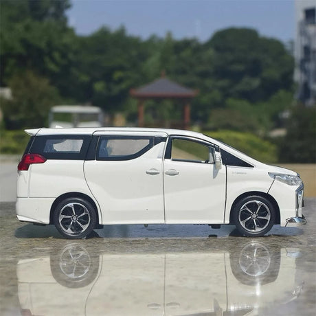 [TOY] 1:32 Toyota 2018 Alphard H30 vit modellbil Die-Cast