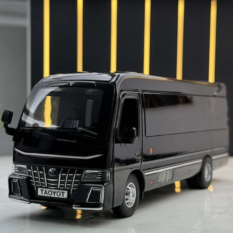 Toyota 2018 Untersetzer B80 schwarzer 1:32 – Druckguss-Display-Modell aus Druckguss