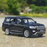 [TOY] 1:32 Toyota 2018 Land Cruiser LC200 VX Black Model Car Die-Cast