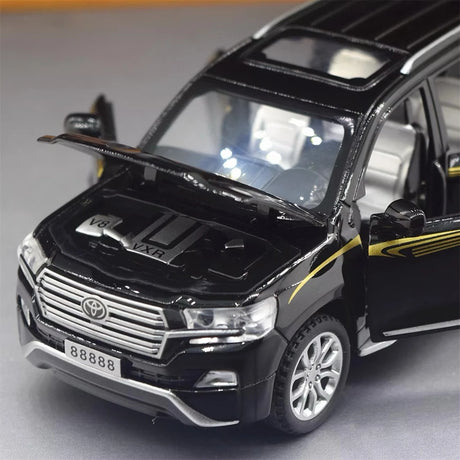 [TOY] 1:32 Toyota 2018 Land Cruiser LC200 VX Black Model Car Die-Cast