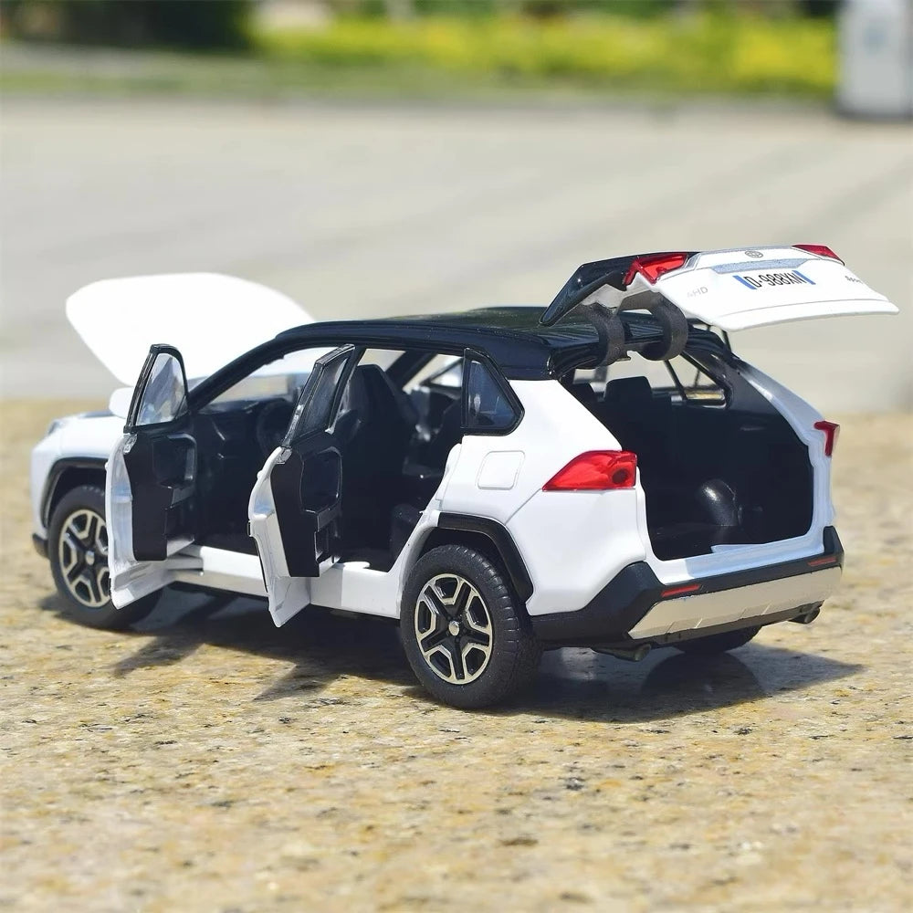 [TOY] 1:32 Toyota 2018 RAV4 XA50 White Model Car Die-Cast