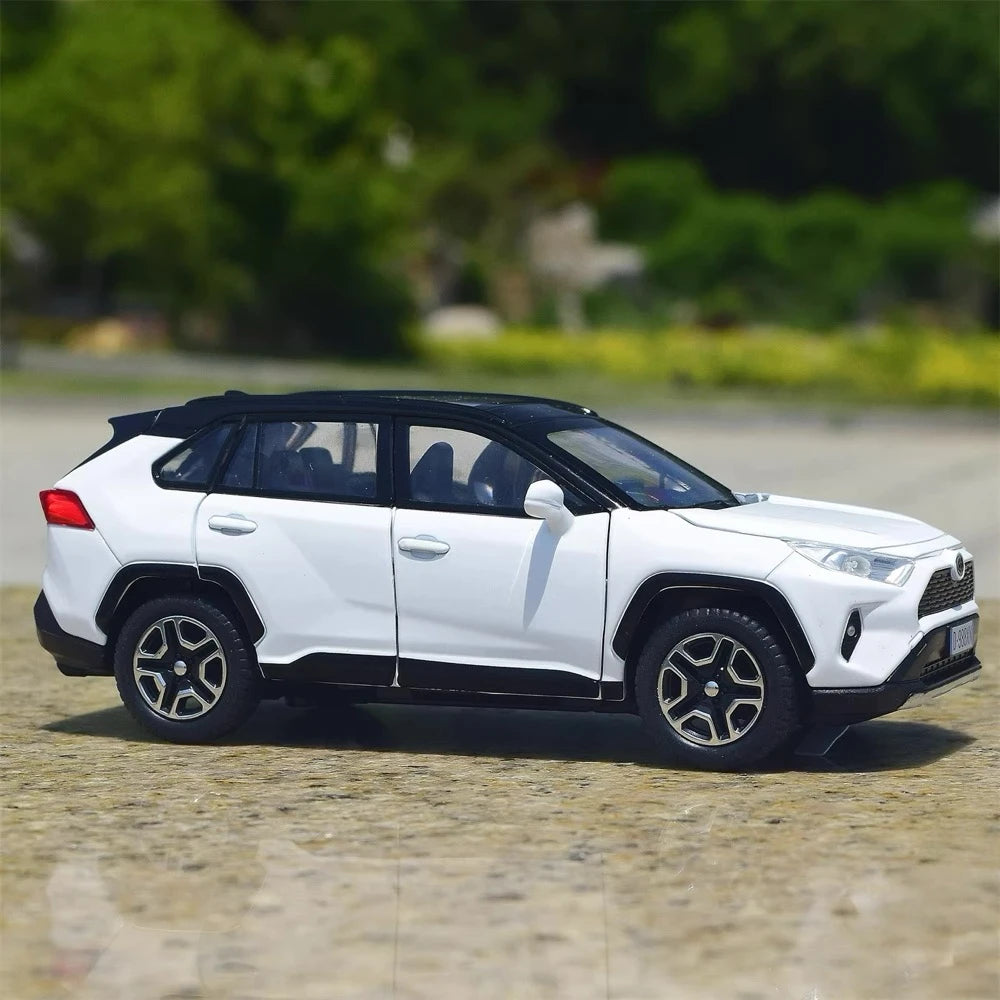 [TOY] 1:32 Toyota 2018 RAV4 XA50 White Model Car Die-Cast