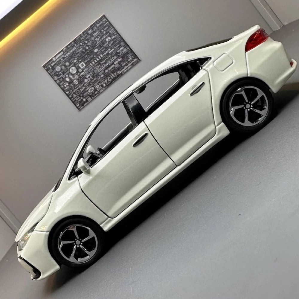 [TOY] 1:32 Toyota 2019 Corolla Altis E210 White Model Car Die-Cast