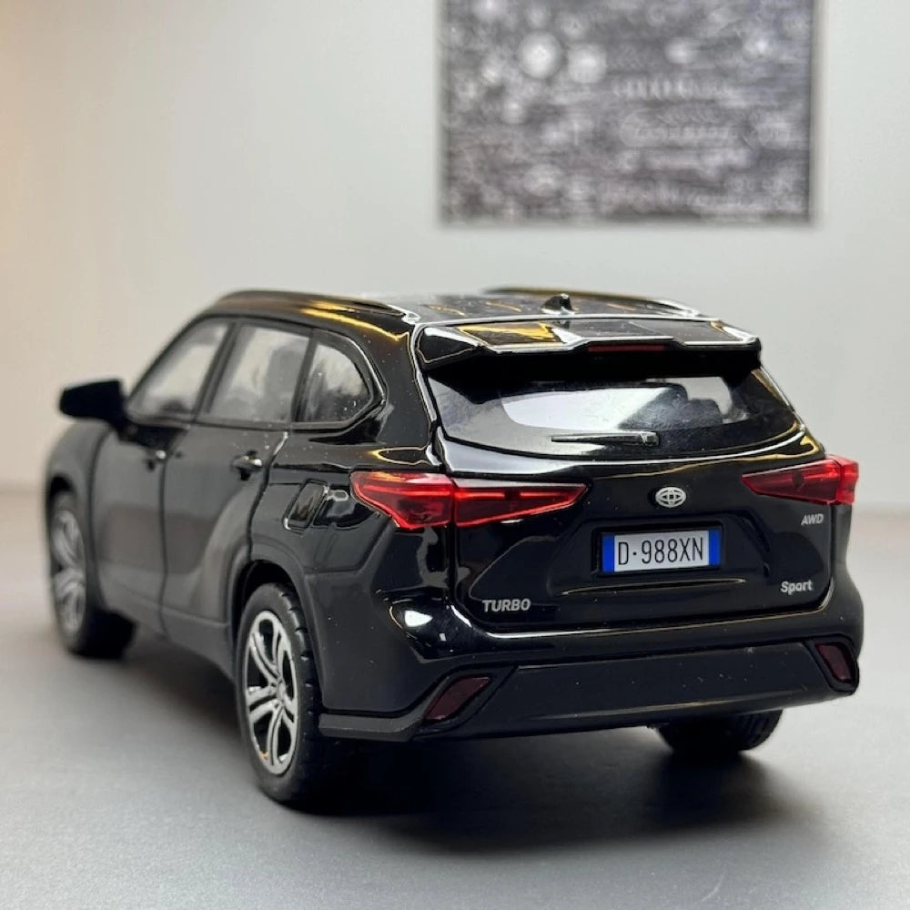 [TOY] 1:32 Toyota 2019 Highlander XU70 Black Model Car Die-Cast