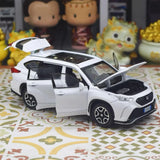 [TOY] 1:32 Toyota 2021 Crown Kluger XU70 vit modellbil Die-Cast