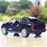 [TOY] 1:32 Toyota 2022 Tundra XK70 musta pienoismalli Die-Cast