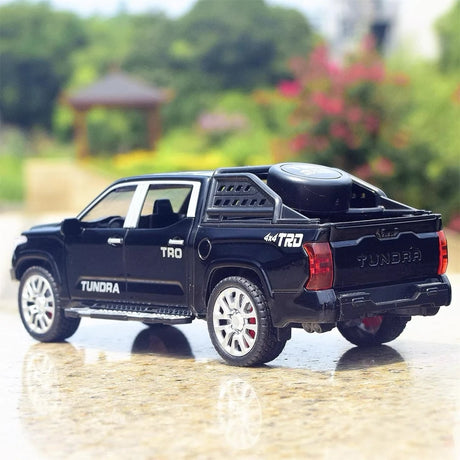 [TOY] 1:32 Toyota 2022 Tundra XK70 Black Model Car Die-Cast