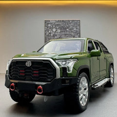 [TOY] 1:32 Toyota 2022 Tundra XK70 Green Model Car Die-Cast