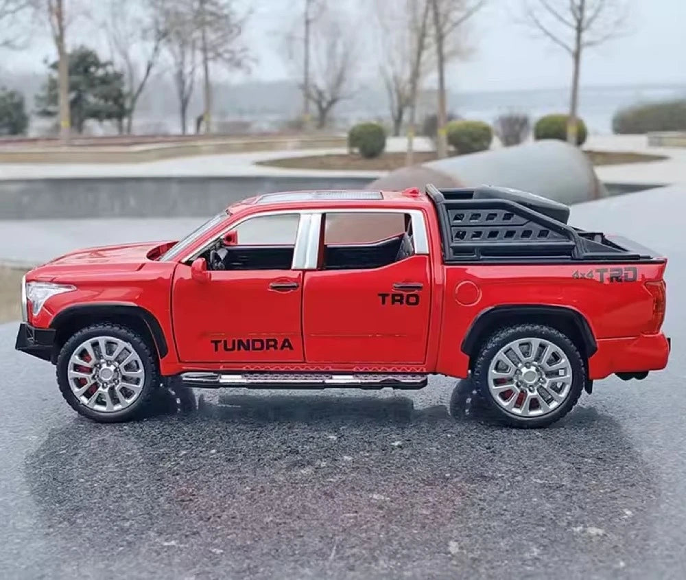 [TOY] 1:32 Toyota 2022 Tundra XK70 Red Model Car Die-Cast