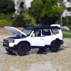 [TOY] 1:32 Toyota 2023 Land Cruiser Prado J250 White Model Car Die-Cast