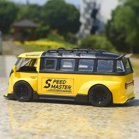 Volkswagen 1963 T1 Bus Speed Master Yellow 1:32 – نموذج عرض الصب بالقالب