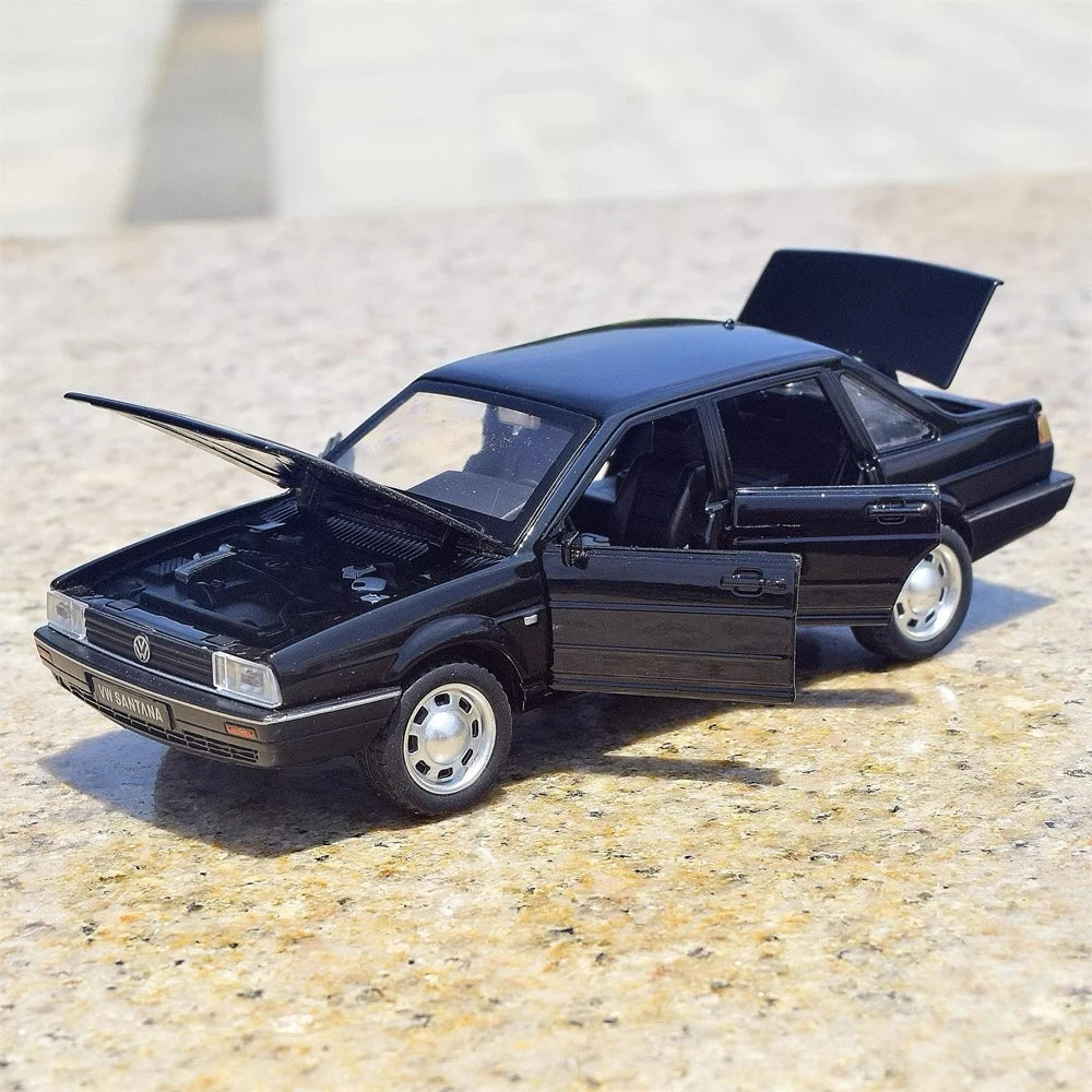 [TOY] 1:32 Volkswagen 1981 Santana nero modellino di auto Die-Cast