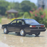 [TOY] 1:32 Volkswagen 1981 Santana Black Model Car Die-Cast
