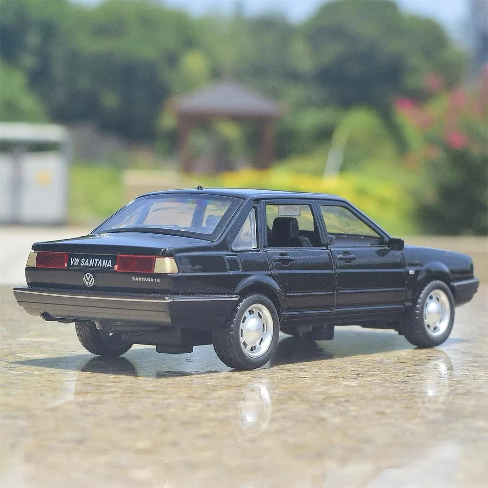 [TOY] 1:32 Volkswagen 1981 Santana nero modellino di auto Die-Cast