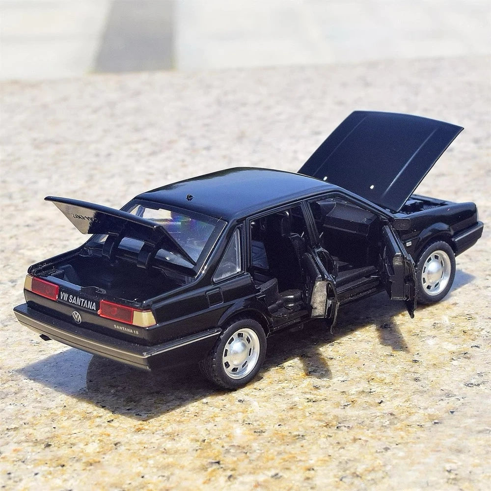 [TOY] 1:32 Volkswagen 1981 Santana nero modellino di auto Die-Cast
