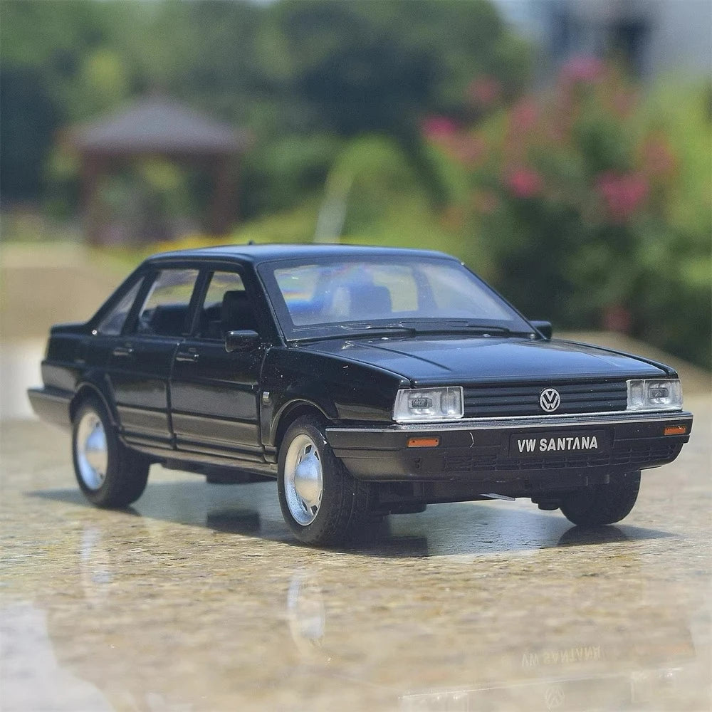 [TOY] 1:32 Volkswagen 1981 Santana nero modellino di auto Die-Cast