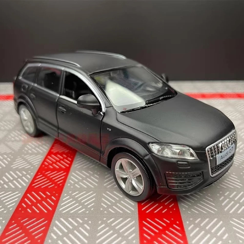 [TOY] 1:36 Audi 2008 Q7 TDI Black Model Car Die-Cast
