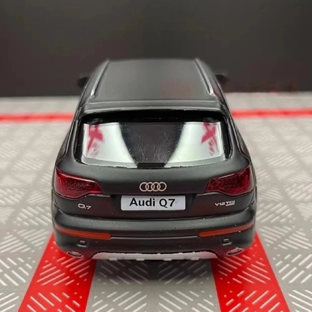 [TOY] 1:36 Audi 2008 Q7 TDI Black Model Car Die-Cast