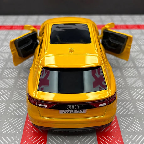 Audi 2018 Q8 أصفر 1:36 – نموذج عرض معدني مصبوب