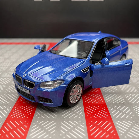 BMW 2012 F10 M5 أزرق 1:36 – نموذج عرض معدني مصبوب