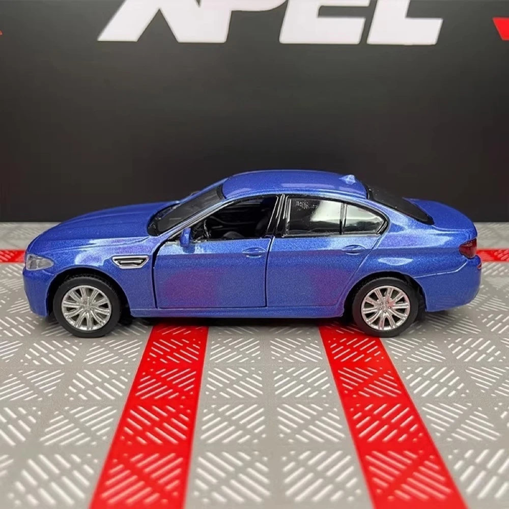 [TOY] 1:36 BMW 2012 F10 M5 Blue Model Car Die-Cast