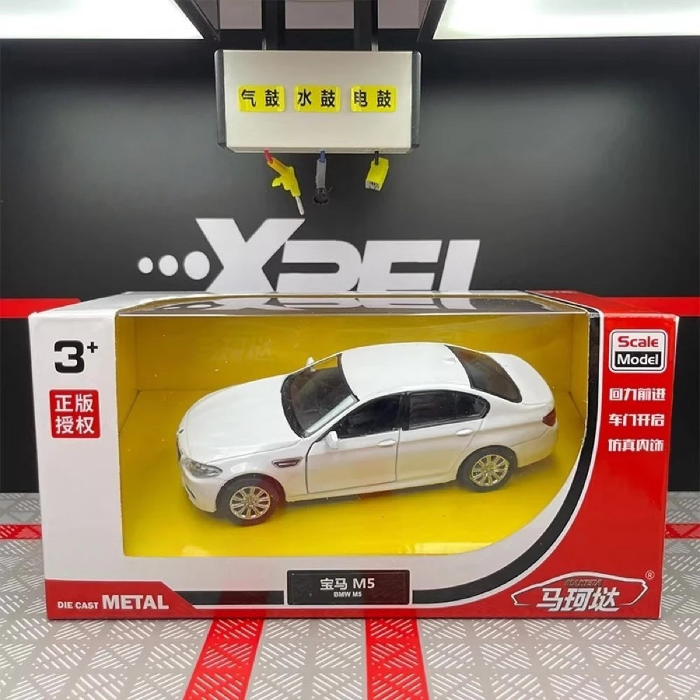 [TOY] 1:36 BMW 2012 F10 M5 White Model Car Die-Cast